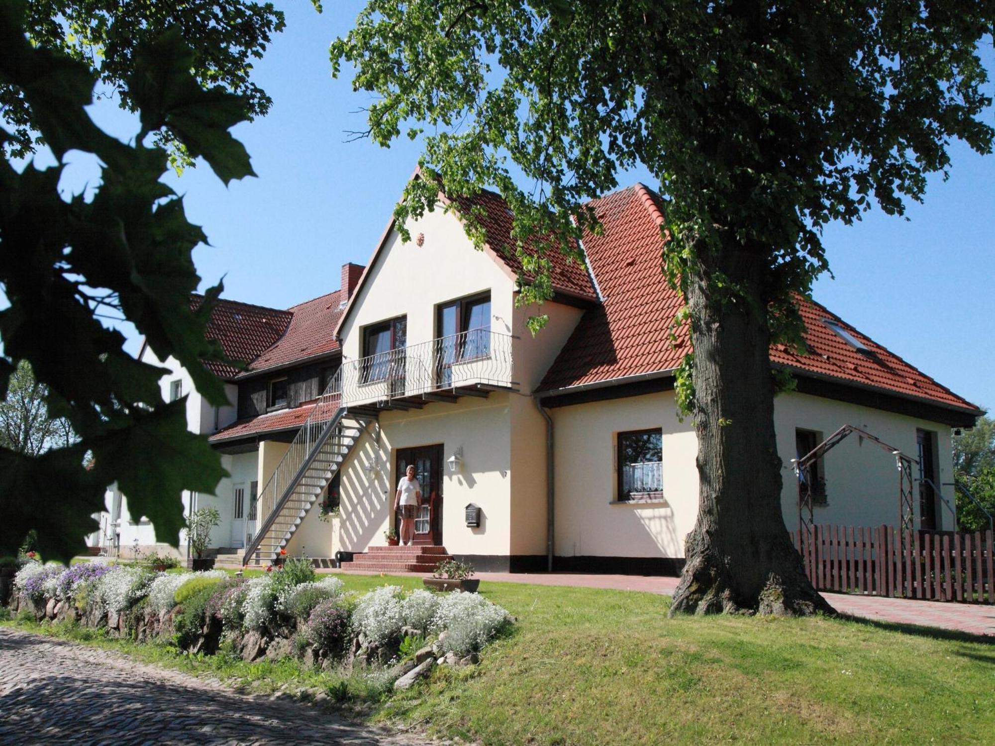 Snug Apartment In Kr Pelin Germany Klein Nienhagen Экстерьер фото